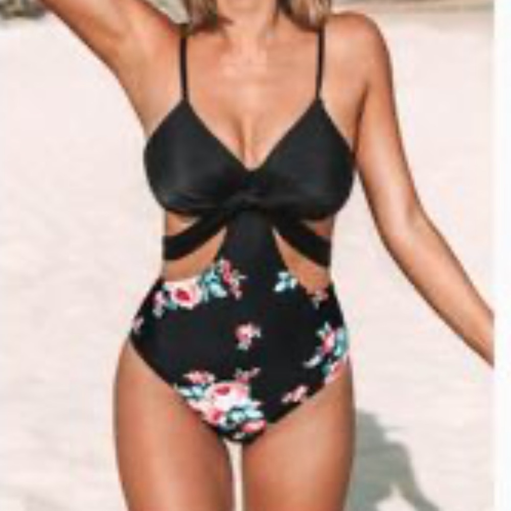 Cupshe one-piece floral swimsuit
